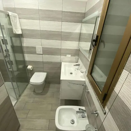 In Centro Vicino Cefalu Self-chek-in 2*