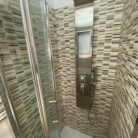 Guest house In Centro Vicino Cefalu Self-chek-in