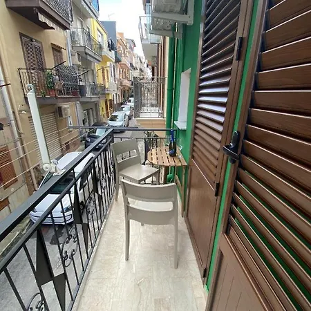 Guest house In Centro Vicino Cefalu Self-chek-in 2*