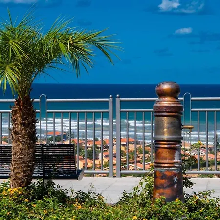 In Centro Vicino Cefalù