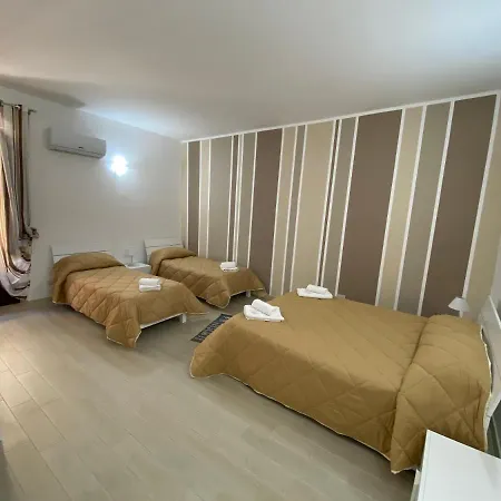 In Centro Vicino Cefalu Self-chek-in Guest house