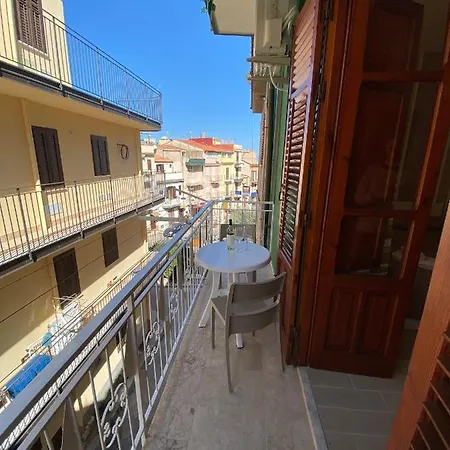 Guest house In Centro Vicino Cefalu Self-chek-in Campofelice Di Roccella