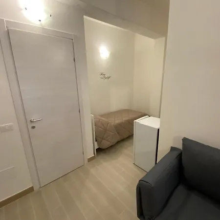 In Centro Vicino Cefalu Self-chek-in Guest house