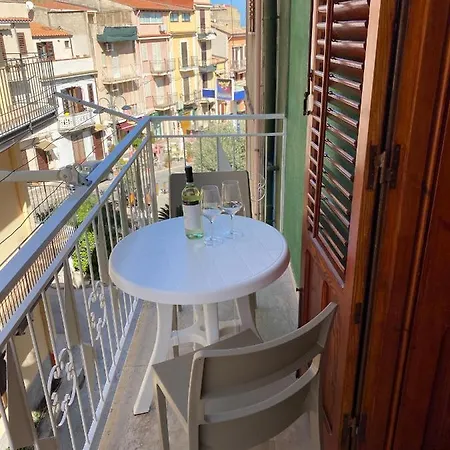 In Centro Vicino Cefalù