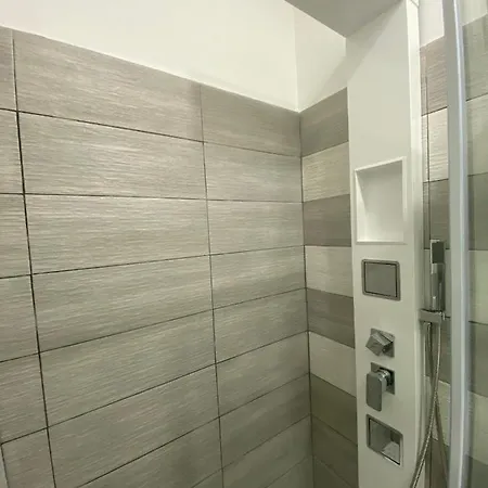 In Centro Vicino Cefalu Self-chek-in 3*