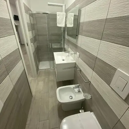 In Centro Vicino Cefalu Self-chek-in Pensjonat