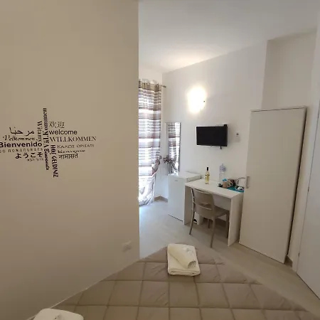 In Centro Vicino Cefalu Self-chek-in